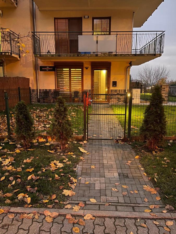 Studio One Ogrodek I Parking Gorzow Wielkopolski Exterior photo
